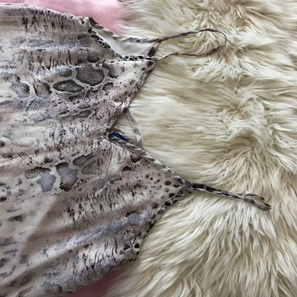 Sweet Claire gray snake print slip dress - Picture 5 of 8